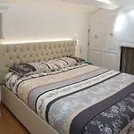 Casa Vacanze Torre Dei Gualtieri
