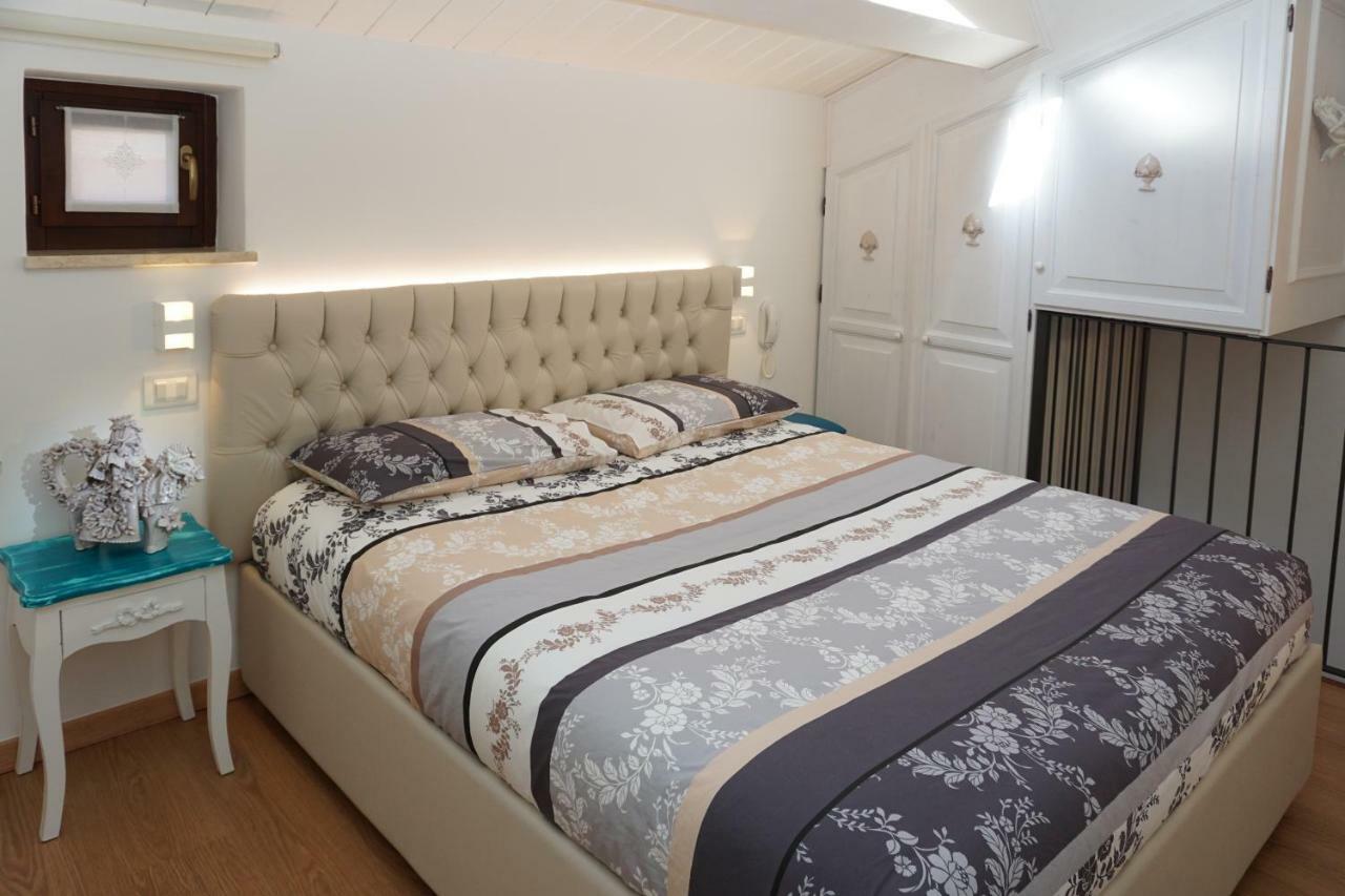 Casa Vacanze Torre Dei Gualtieri Holiday home *