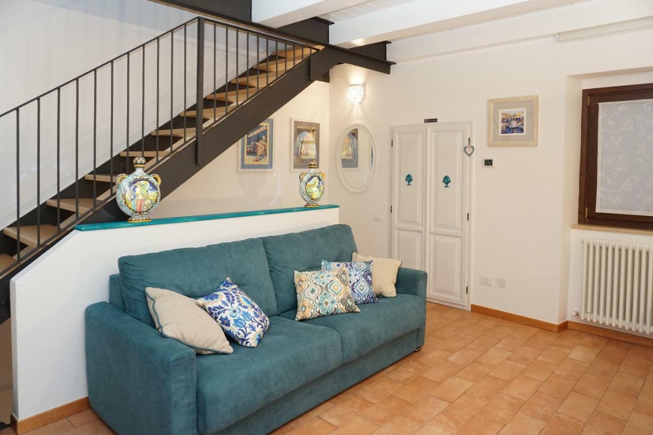 Casa Vacanze Torre Dei Gualtieri Holiday home