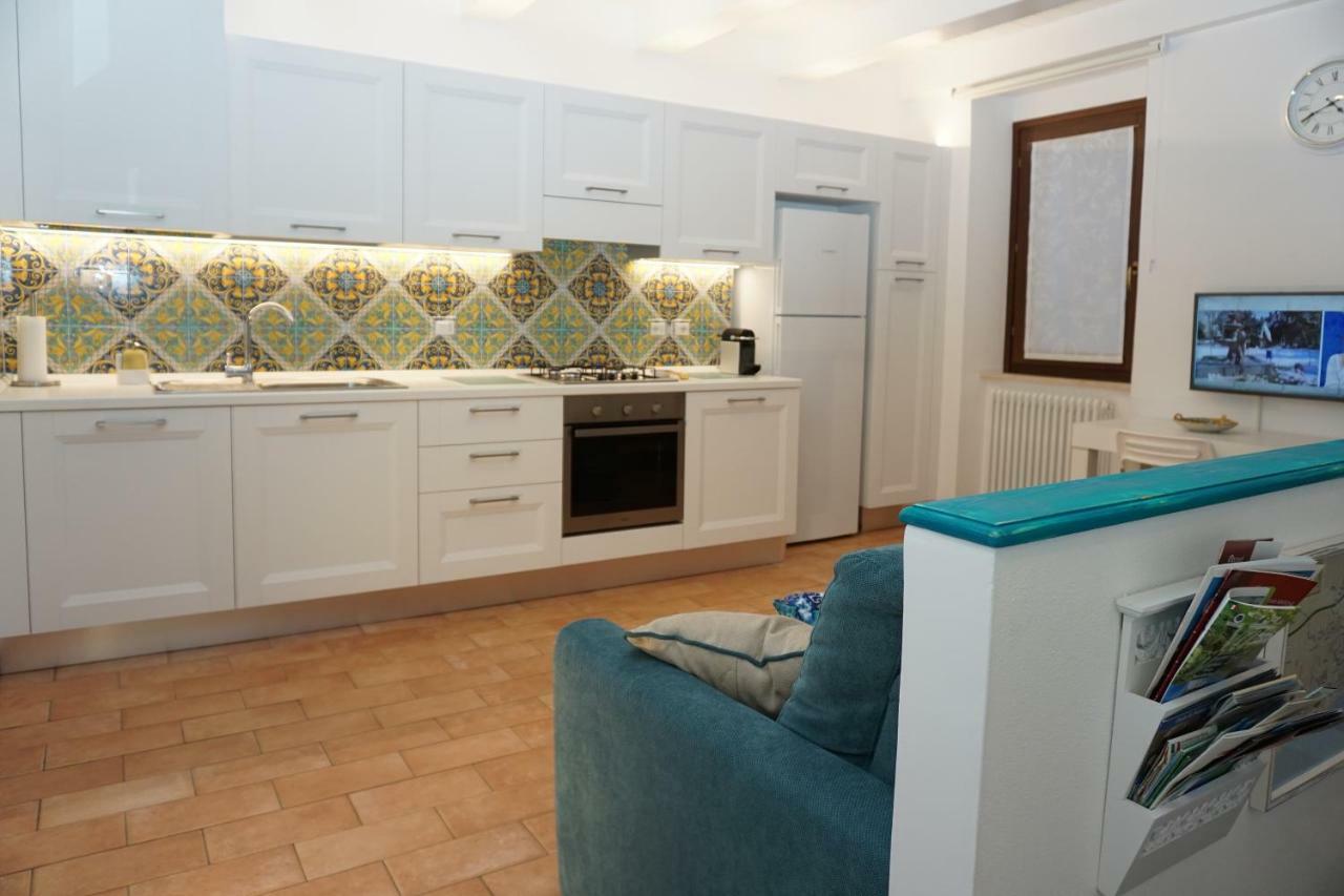Casa Vacanze Torre Dei Gualtieri Holiday home *